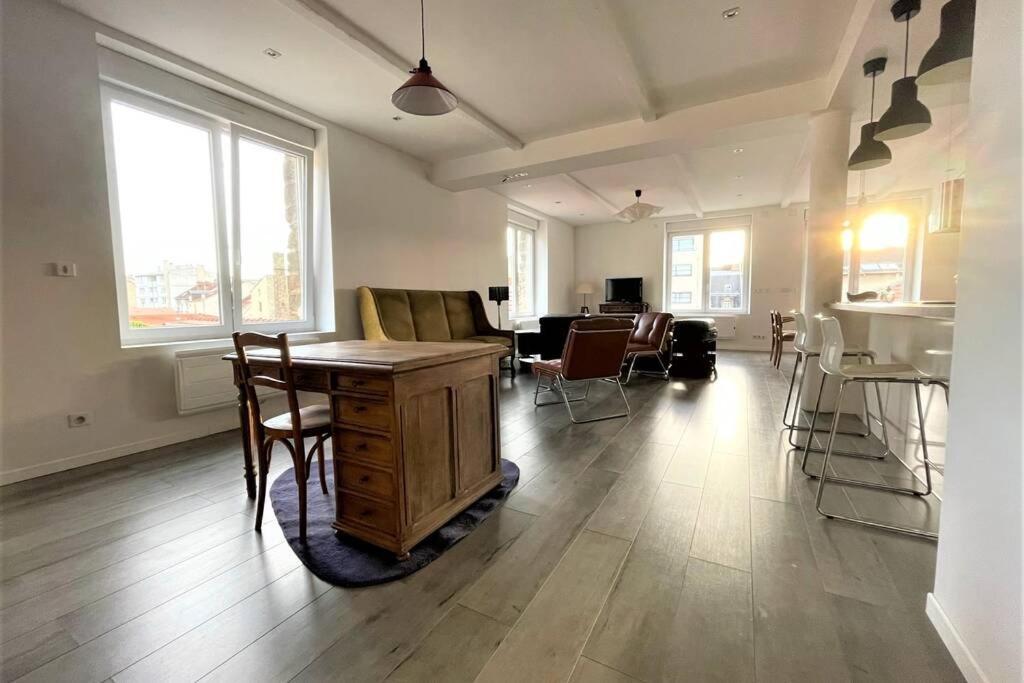 Appartement Superbe Loft 100m2 Proche Cathédrale avec Parking à Reims Extérieur photo